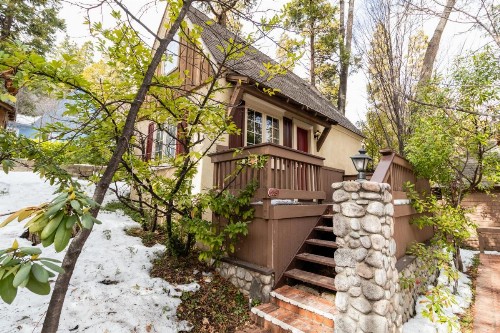 Saddleback Inn at Lake Arrowhead - image 45