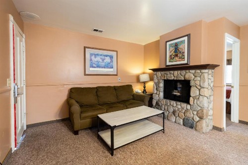 Saddleback Inn at Lake Arrowhead - image 47