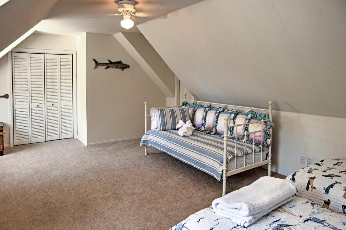 Lake Arrowhead House with Lake Views and Wet Bar! - image 7