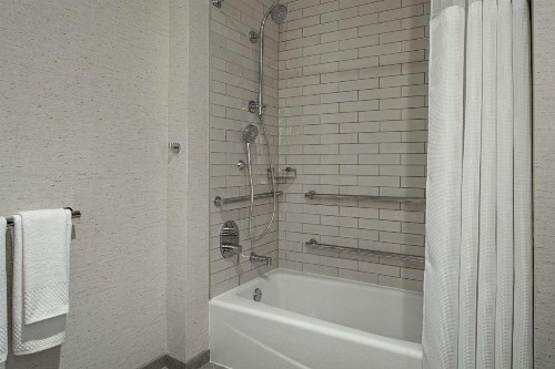DoubleTree Suites by Hilton Orlando at Disney Springs - image 19