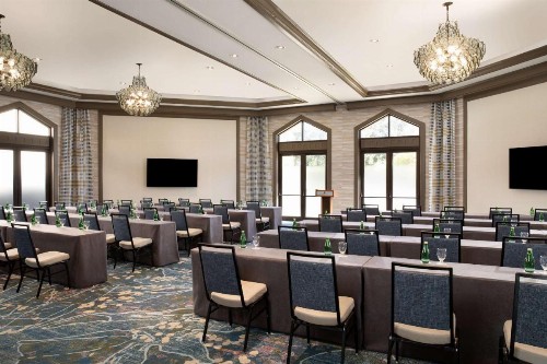 DoubleTree Suites by Hilton Orlando at Disney Springs - image 20