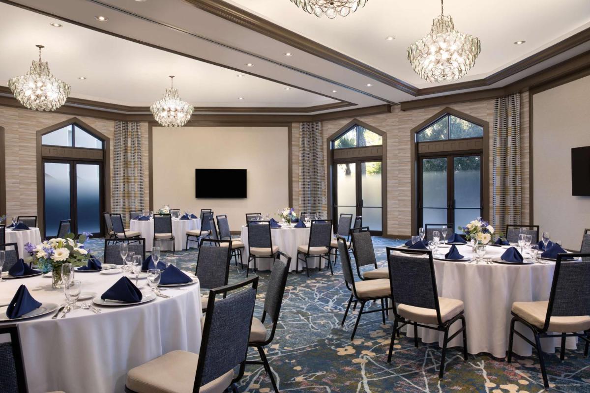 DoubleTree Suites by Hilton Orlando at Disney Springs - image 7