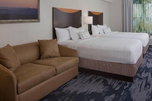 Fairfield Inn & Suites by Marriott Orlando Lake Buena Vista - image 12