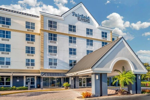 Fairfield Inn & Suites by Marriott Orlando Lake Buena Vista - image 6