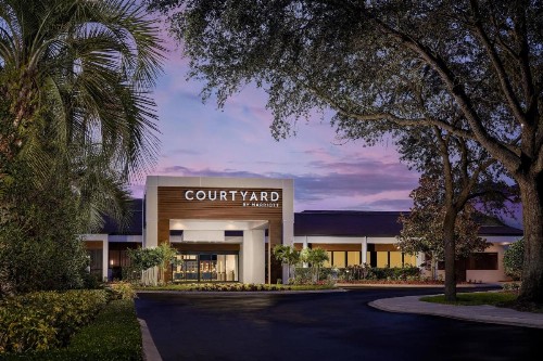 Courtyard Orlando Lake Buena Vista at Vista Centre - - Newly Redesigned - image 10
