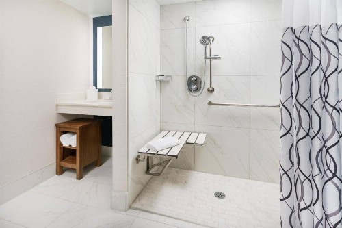 Courtyard Orlando Lake Buena Vista at Vista Centre - - Newly Redesigned - image 25