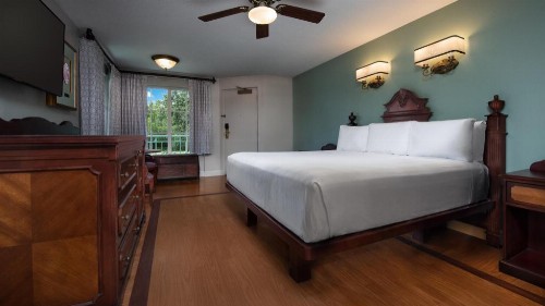 Disney's Port Orleans Resort - French Quarter - image 14