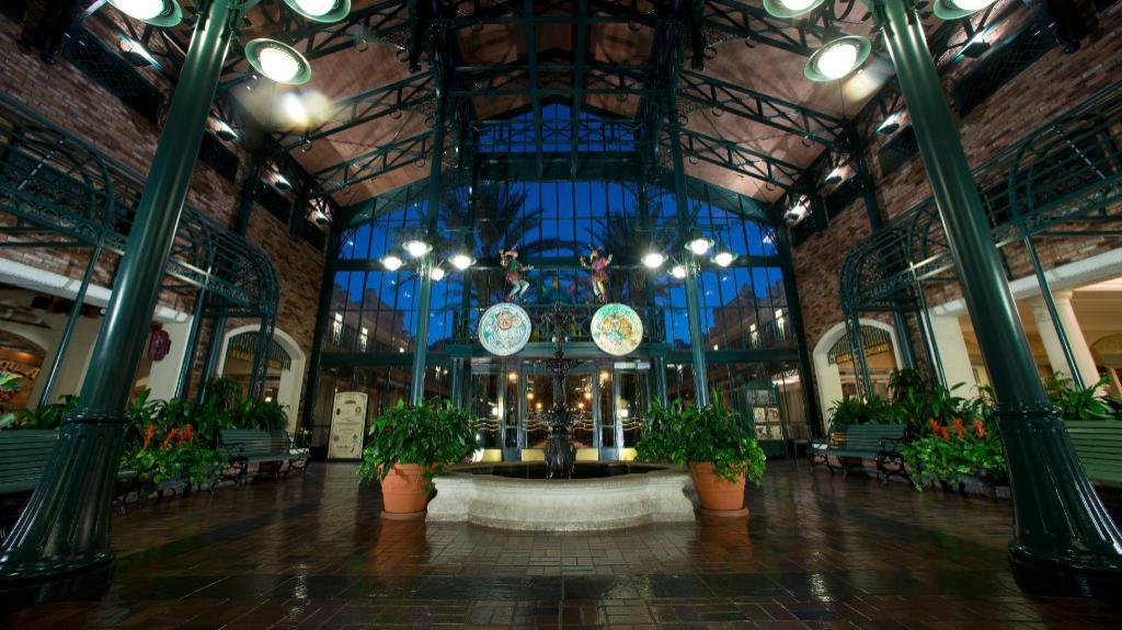 Disney's Port Orleans Resort - French Quarter - image 2