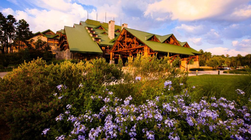 Disney's Wilderness Lodge - main image