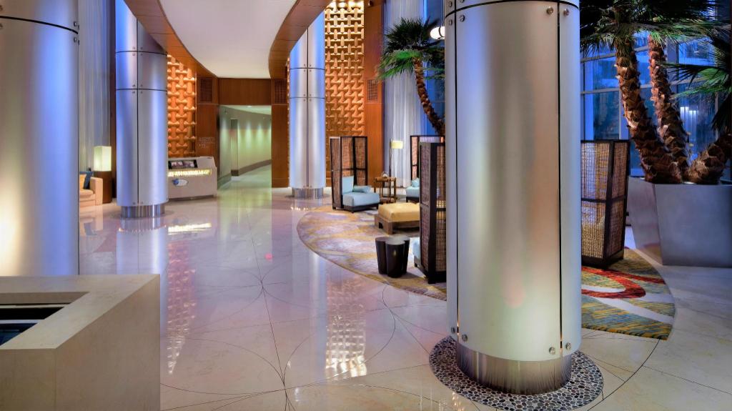 Bay Lake Tower At Disney's Contemporary Resort - image 4