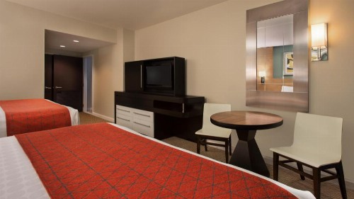 Bay Lake Tower At Disney's Contemporary Resort - image 40