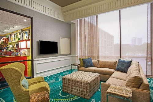 Wyndham Garden Lake Buena Vista Disney Springs® Resort Area - image 2
