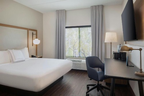 Fairfield Inn & Suites Lake City - image 14