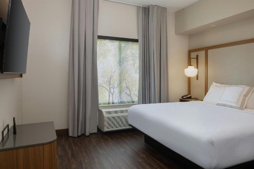 Fairfield Inn & Suites Lake City - image 30