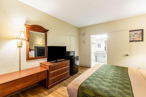 Econo Lodge Lake City North - image 15