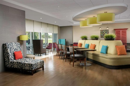 Home2 Suites by Hilton Lake City - image 10