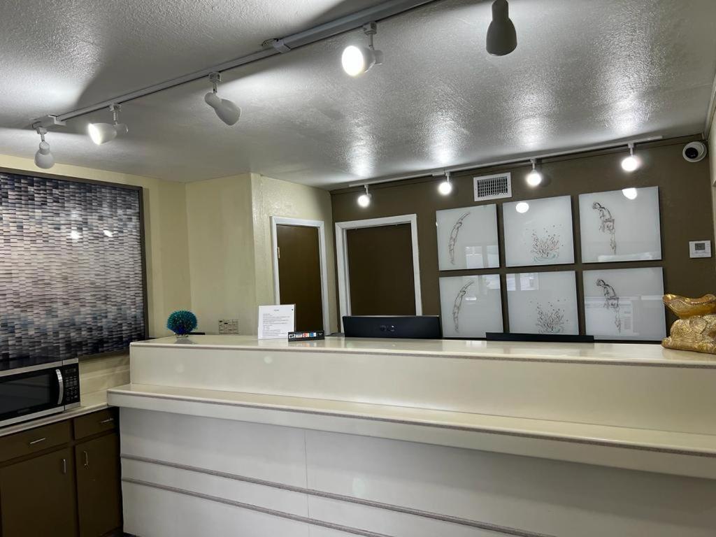 Guest Inn Lake City - image 7