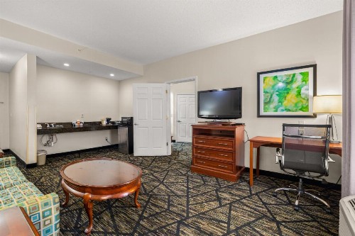 Quality Inn Lake City - image 10