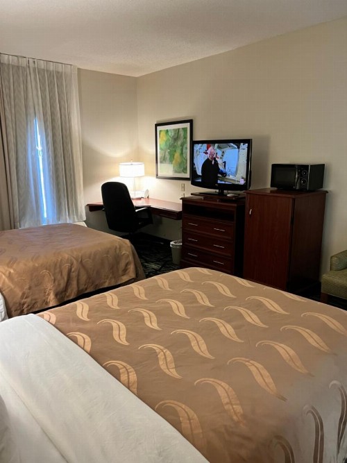 Quality Inn Lake City - image 43