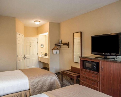 Quality Inn Lake City - image 7