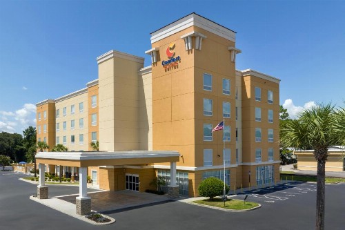 Comfort Suites Lake City - image 6