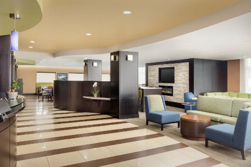 Comfort Suites Lake City - image 8