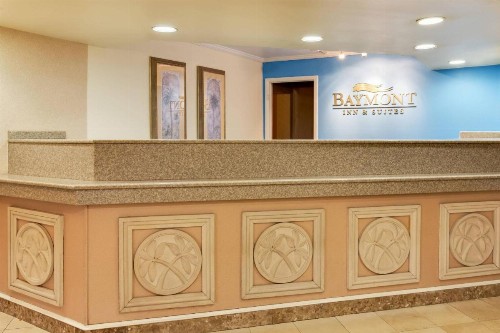 Baymont by Wyndham Lake City - image 17