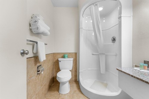 Americas Best Value Inn - Lake City - image 21