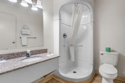 Americas Best Value Inn - Lake City - image 6