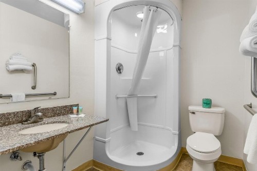 Americas Best Value Inn - Lake City - image 8