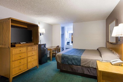 Rodeway Inn Lake City I-75 - image 24