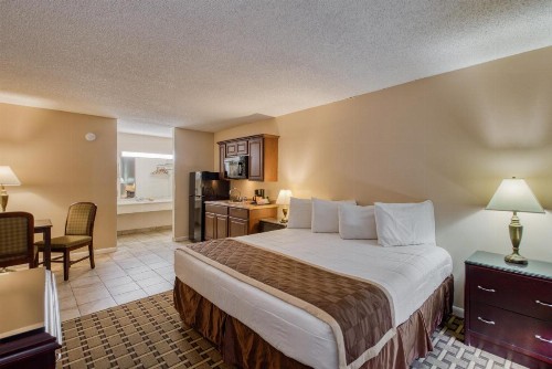 Palms Garden Inn - image 11