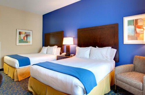 Holiday Inn Express Hotel & Suites Lake Elsinore an IHG Hotel - image 27