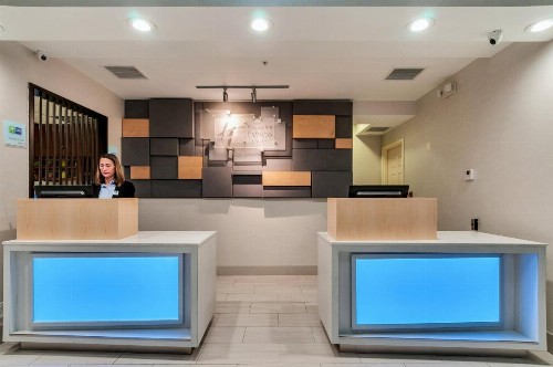 Holiday Inn Express Hotel & Suites Lake Elsinore an IHG Hotel - image 32