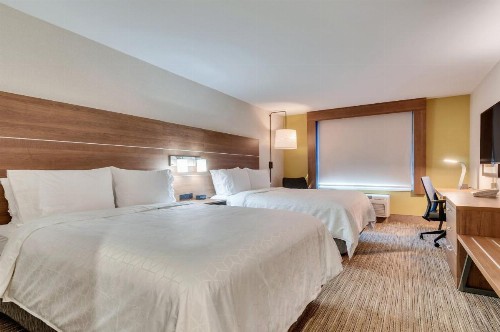 Holiday Inn Express Hotel & Suites Lake Elsinore an IHG Hotel - image 46