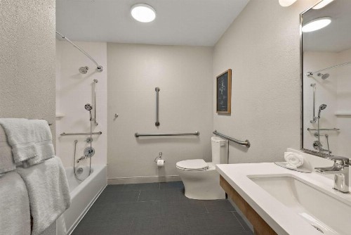 Sonesta Simply Suites Irvine East Foothill - image 29