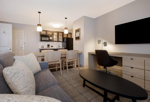 Sonesta Simply Suites Irvine East Foothill - image 30