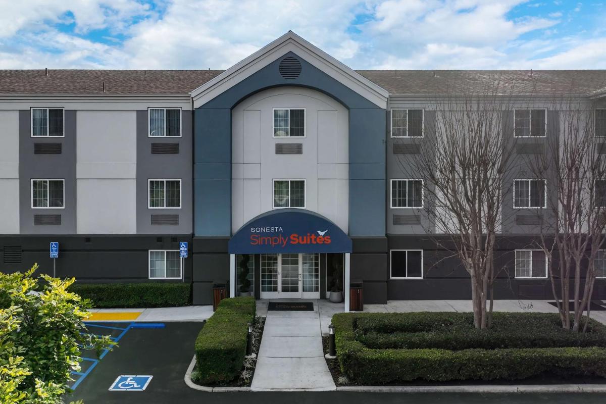 Sonesta Simply Suites Irvine East Foothill - image 7