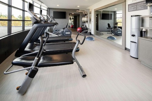 Hilton Garden Inn Irvine Spectrum Lake Forest - image 11
