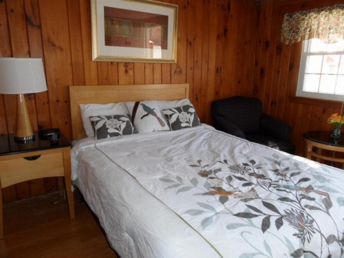 Seven Dwarfs Motel & Cabins - image 29