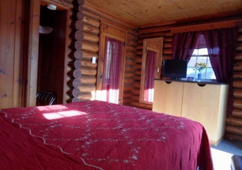 Seven Dwarfs Motel & Cabins - image 35