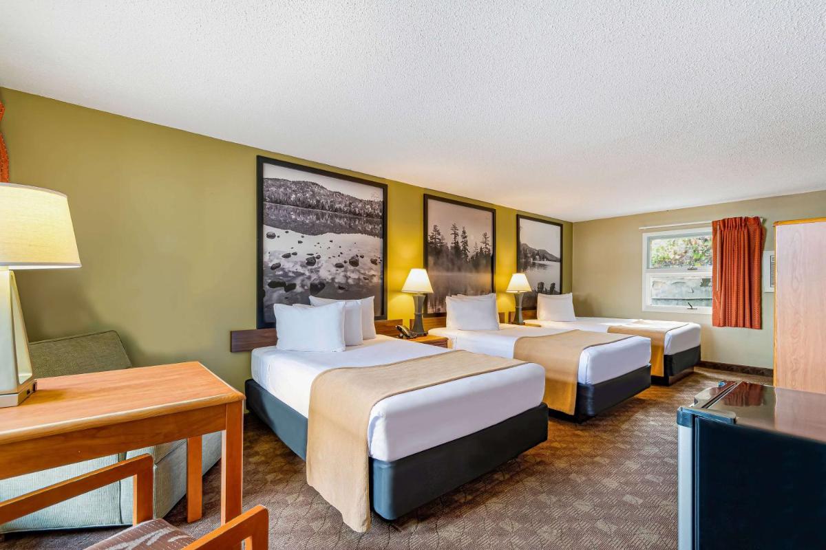 Super 8 by Wyndham Lake George/Downtown - image 2