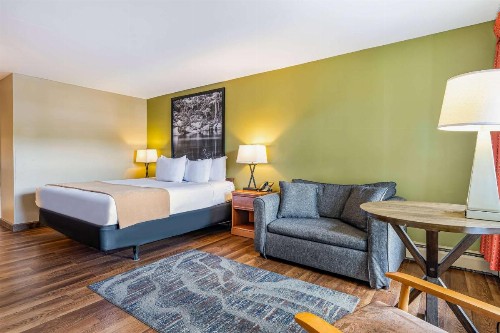 Super 8 by Wyndham Lake George/Downtown - image 39