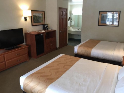 Quality Inn Lake George - image 24