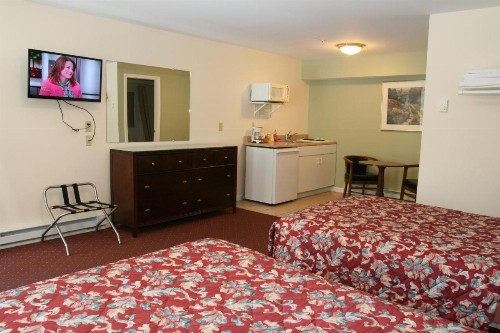 Studio Motel of Lake George - image 14
