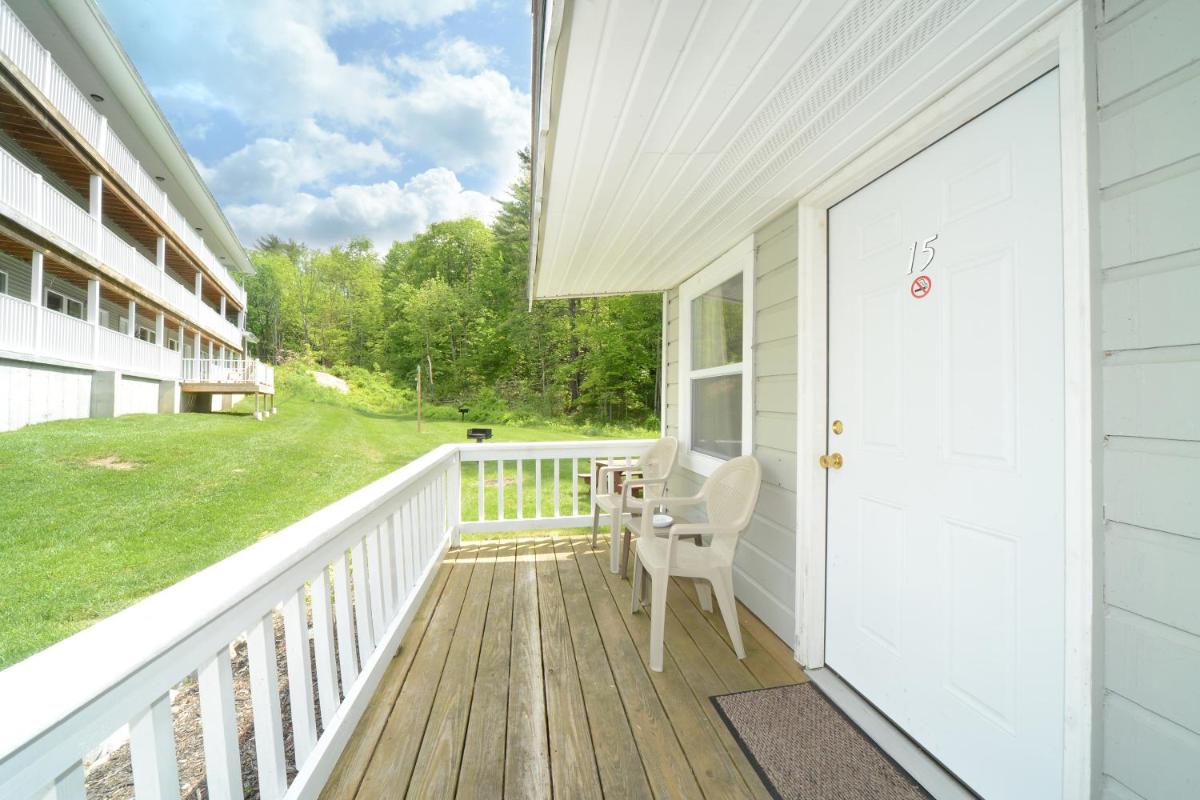 Studio Motel of Lake George - image 2