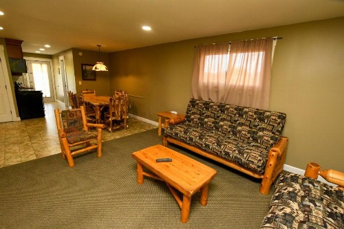 Lake George Diamond Cove Cottages Cabins & Hotel - image 16
