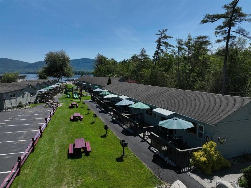 Lake George Diamond Cove Cottages Cabins & Hotel - image 24