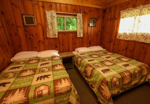 Lake George Diamond Cove Cottages Cabins & Hotel - image 25