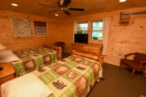 Lake George Diamond Cove Cottages Cabins & Hotel - image 48
